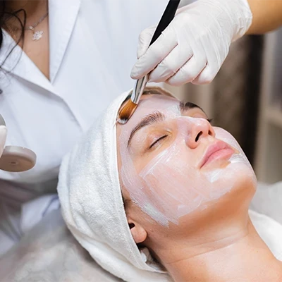 Corso di formazione Corso online - Lavoratori - Formazione specifica Basso rischio Servizi di estetica e di cura della bellezza - 4 ore Corso Corso online - Lavoratori - Formazione specifica Basso rischio Servizi di estetica e di cura della bellezza - 4 ore